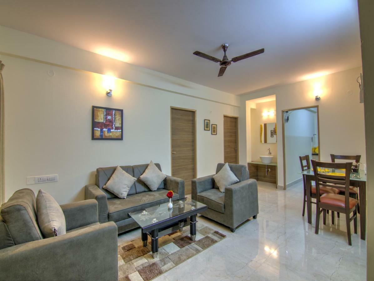 Sunshine Suites Grand Deluxe Бангалор Экстерьер фото